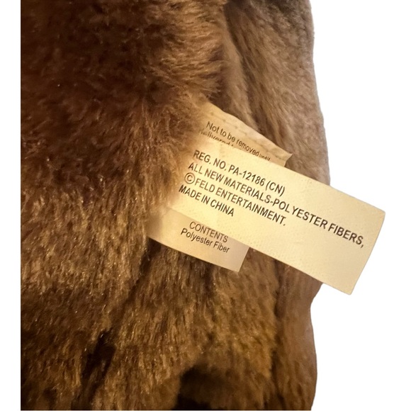 Ringling Bros and Barnum & Bailey Circus Elephant Plush 137th Edition - Picture 5 of 7